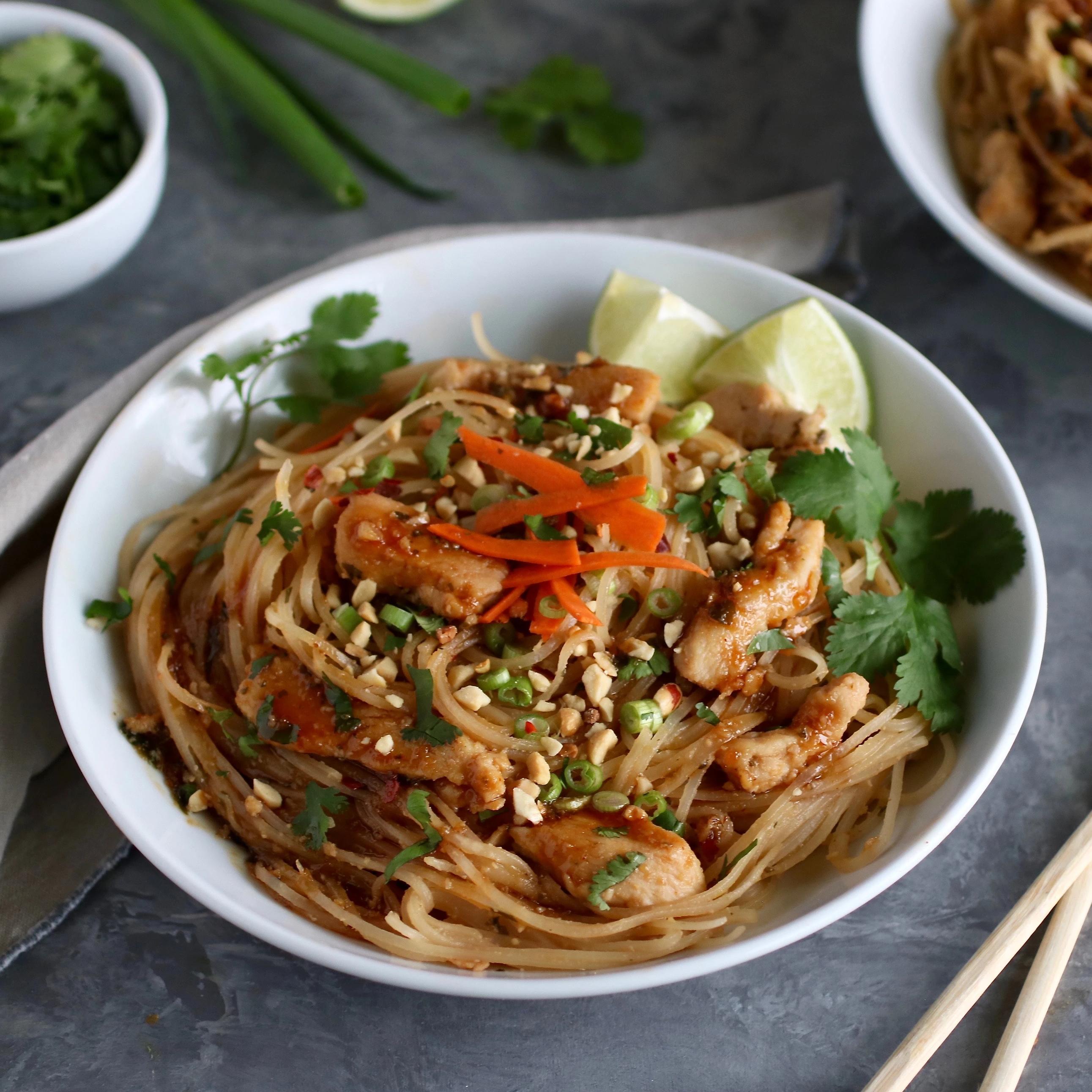 Chicken Pad Thai - CASE