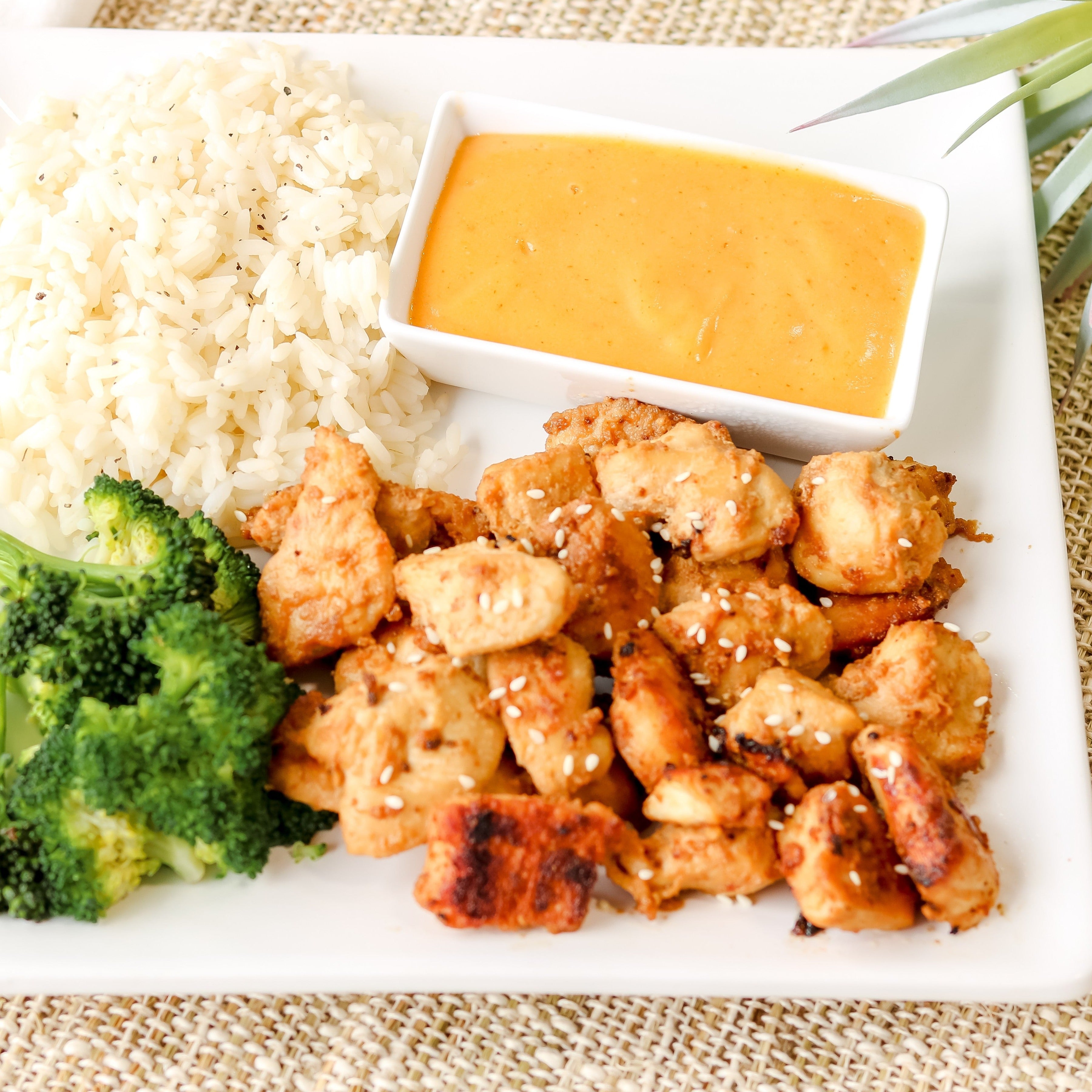 Hibachi Chicken with Yum Yum Sauce and Rice 6 Serving